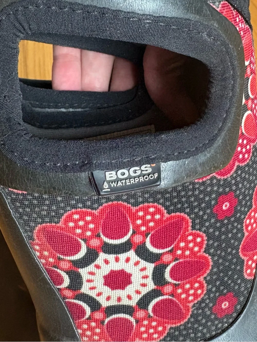 Bogs Snow boots North Hampton Kaleidoscope Floral Winter Toddler Girls Size 9